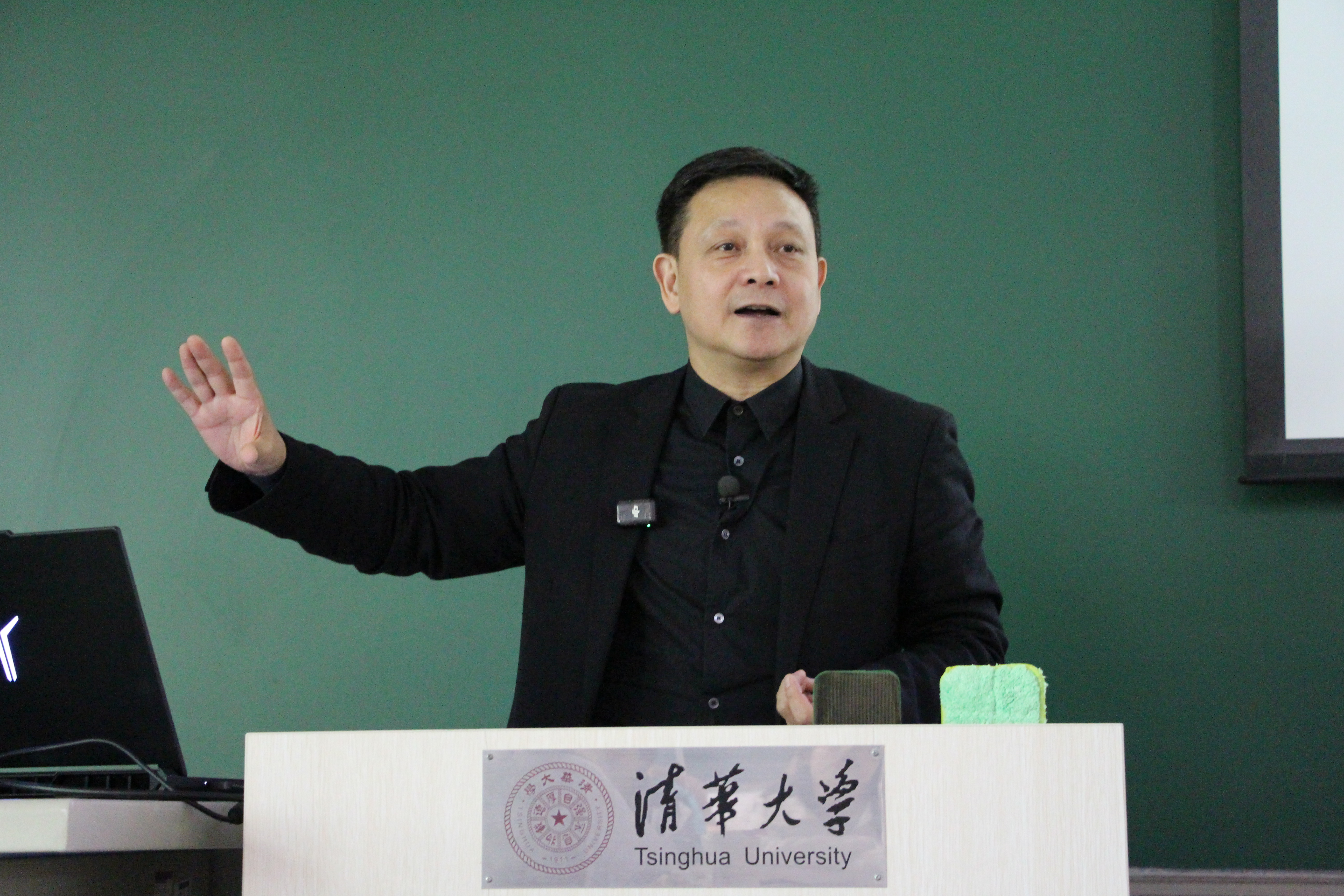 20260420-昆曲表演艺术家柯军做客99久久久久久久无码|99精品久久99久久久久|亚洲国产成人精品无码一区二区|99久久久无码国产精品免费人妻新人文讲座  讲述“汤莎会”的昆曲心路与跨文化探索-郑怡宁-主讲人柯军.jpg